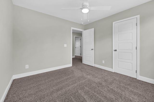 2804 Brewster Dr, Clarksville, TN 37042