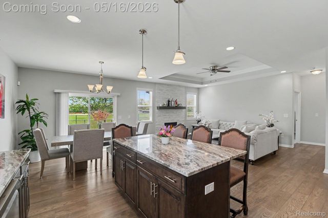 15330 Eton Pointe Drive, Clinton Charter Township, MI 48035
