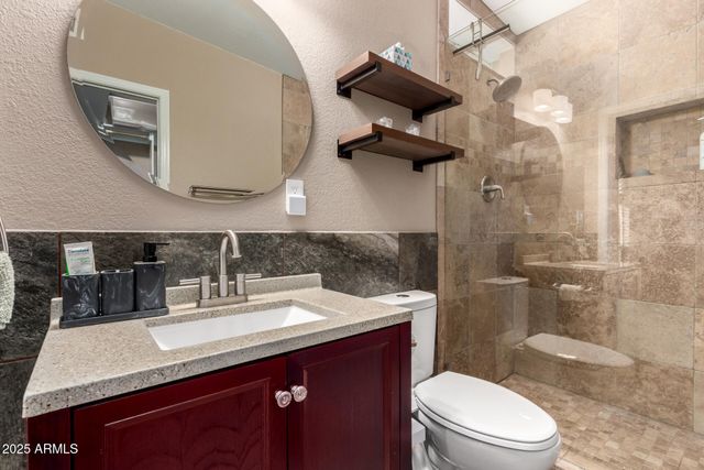 5319 N 15TH Street, Phoenix, AZ 85014