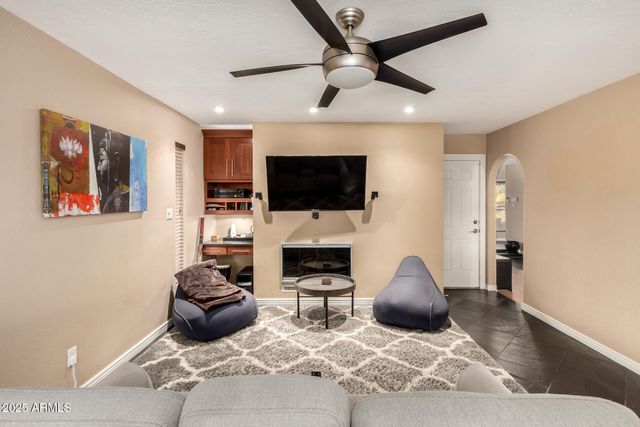 5319 N 15TH Street, Phoenix, AZ 85014