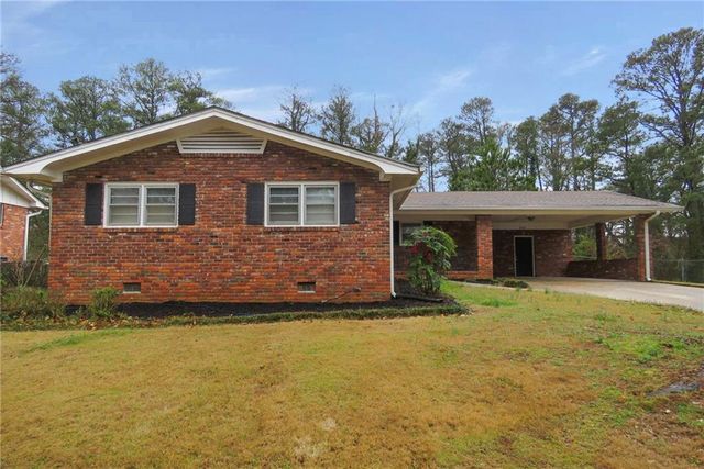 2630 Colonial Drive, College Park, GA 30337