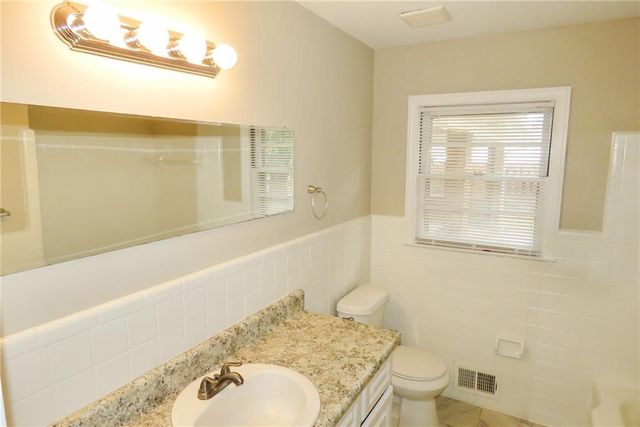 2630 Colonial Drive, College Park, GA 30337