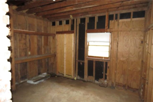 2630 Colonial Drive, College Park, GA 30337