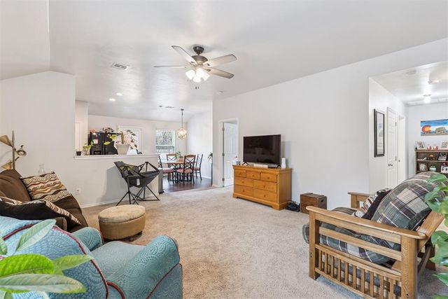 10124 Sussex Place, The Village, OK 73120