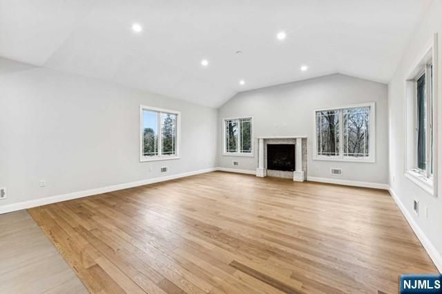 25 Jones Court, Norwood, NJ 07648