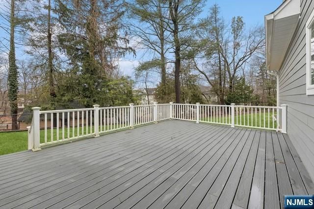 25 Jones Court, Norwood, NJ 07648