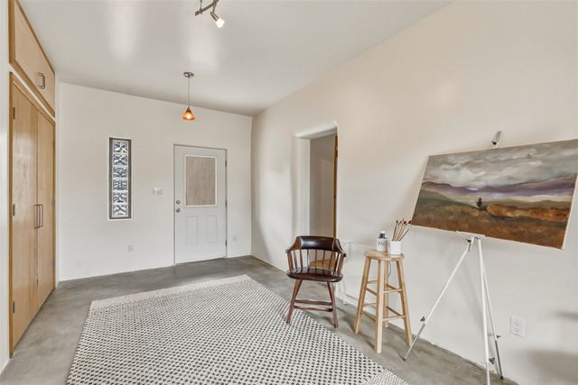 1011 Lopez Street, Santa Fe, NM 87501