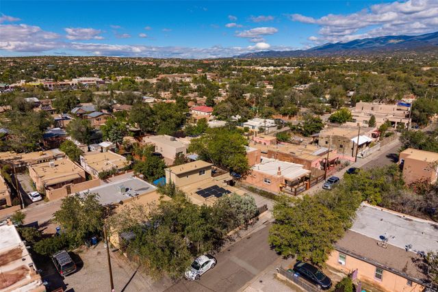 1011 Lopez Street, Santa Fe, NM 87501