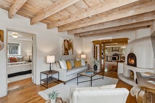 1011 Lopez Street, Santa Fe, NM 87501