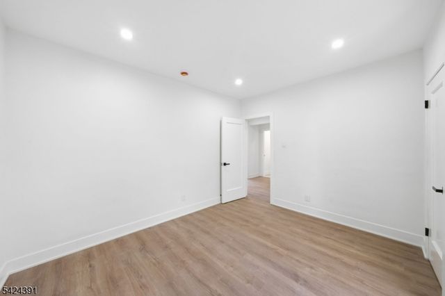 66 Girard Pl, Newark City, NJ 07108