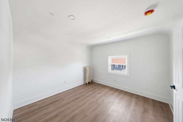 66 Girard Pl, Newark City, NJ 07108