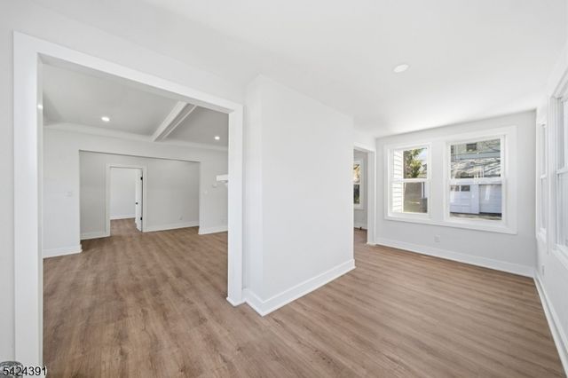66 Girard Pl, Newark City, NJ 07108