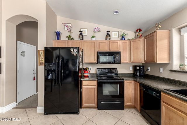 989 E TAYLOR Trail, San Tan Valley, AZ 85143