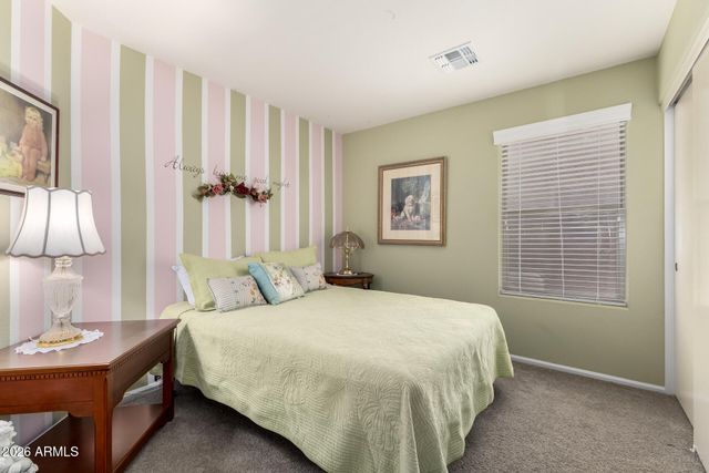 989 E TAYLOR Trail, San Tan Valley, AZ 85143