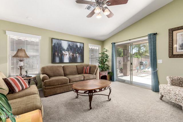 989 E TAYLOR Trail, San Tan Valley, AZ 85143