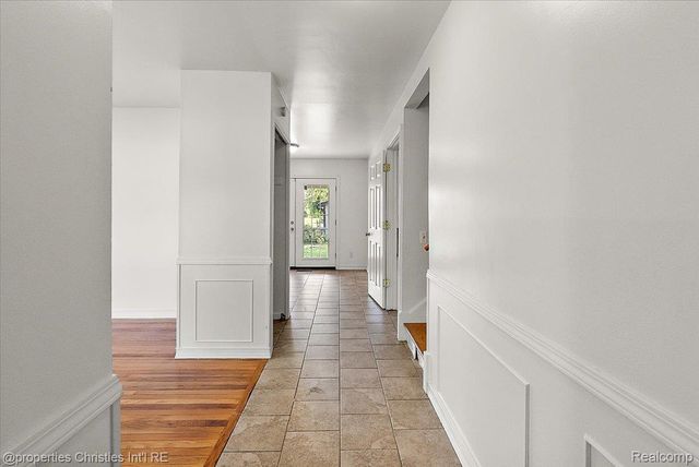 8912 Ardel Drive, Sterling Heights, MI 48314