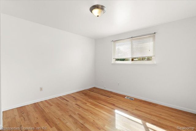 8912 Ardel Drive, Sterling Heights, MI 48314