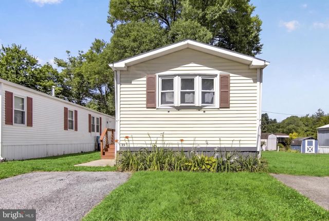 23 MAPLE DR, Newark, DE 19713