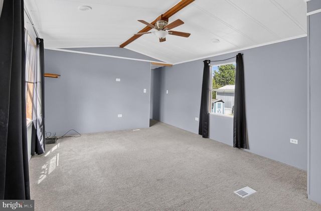23 MAPLE DR, Newark, DE 19713