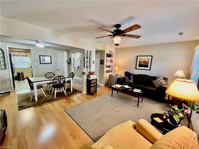 2407 Patriot Way B, Greensboro, NC 27408