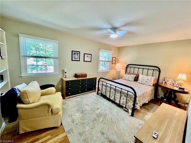 2407 Patriot Way B, Greensboro, NC 27408