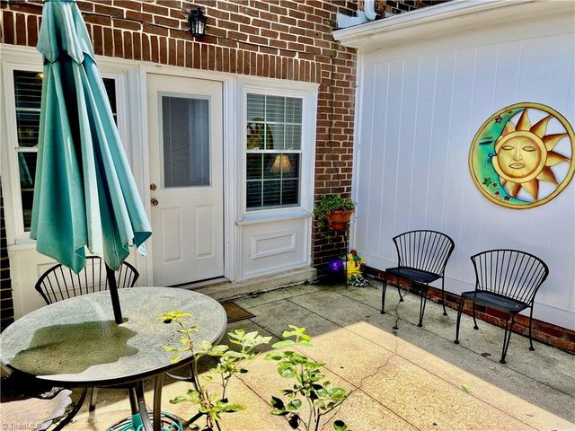 2407 Patriot Way B, Greensboro, NC 27408