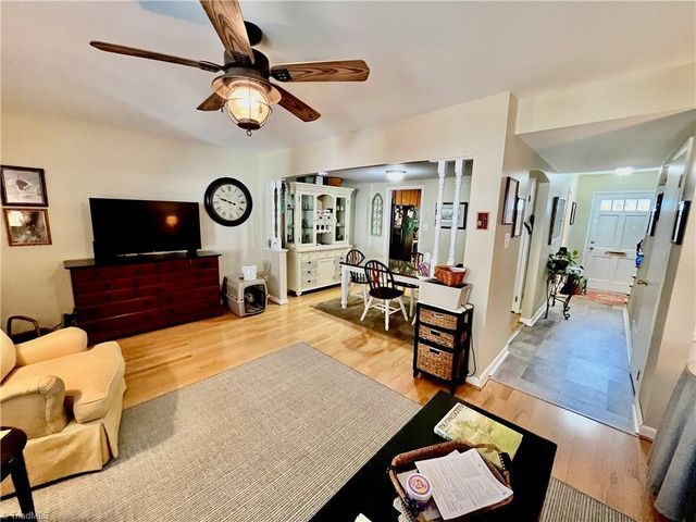 2407 Patriot Way B, Greensboro, NC 27408