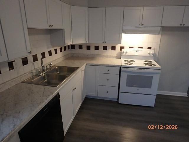 1309 LINDWOOD Drive, Carter Lake, IA 51510