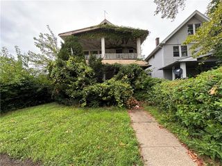 13901 Shaw Avenue, Cleveland, OH 44112