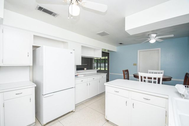 7719 Clarewood Drive, Houston, TX 77036