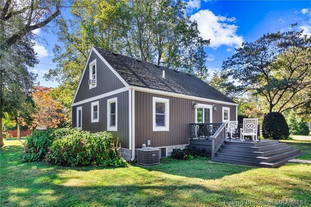 1901 Utica Pike, Jeffersonville, IN 47130