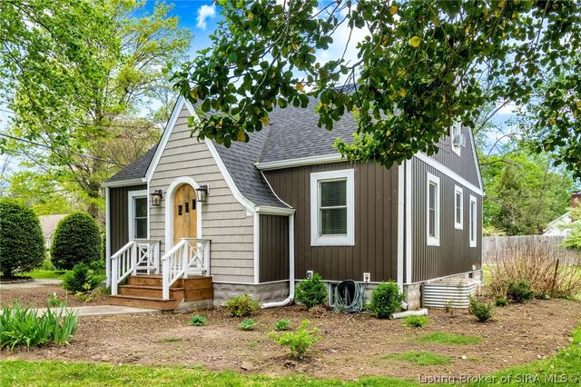 1901 Utica Pike, Jeffersonville, IN 47130