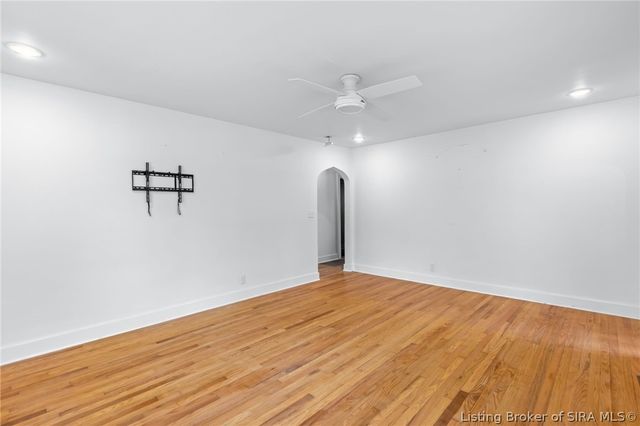 1901 Utica Pike, Jeffersonville, IN 47130