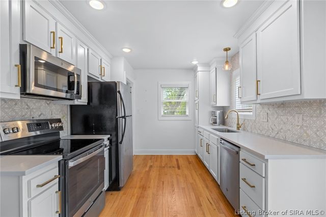 1901 Utica Pike, Jeffersonville, IN 47130
