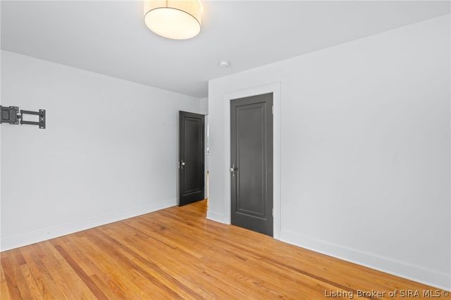 1901 Utica Pike, Jeffersonville, IN 47130