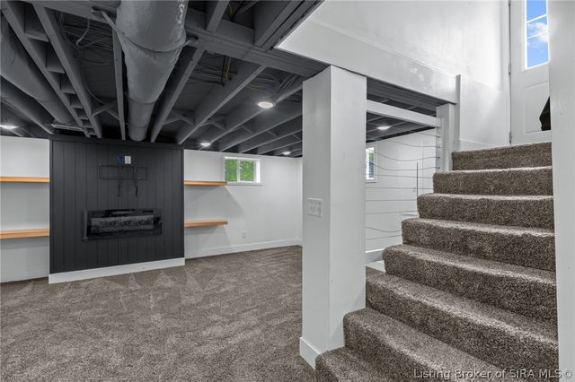 1901 Utica Pike, Jeffersonville, IN 47130