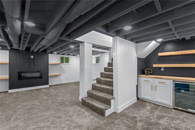 1901 Utica Pike, Jeffersonville, IN 47130