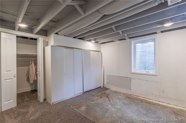 1901 Utica Pike, Jeffersonville, IN 47130
