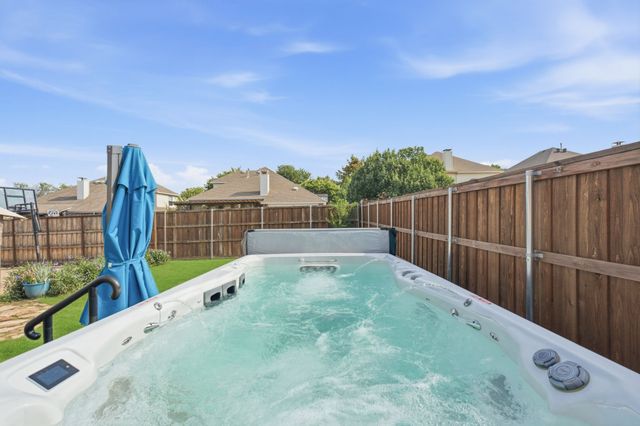7670 Greenvalley Lane, Frisco, TX 75033
