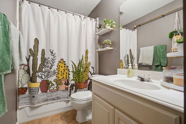 7670 Greenvalley Lane, Frisco, TX 75033