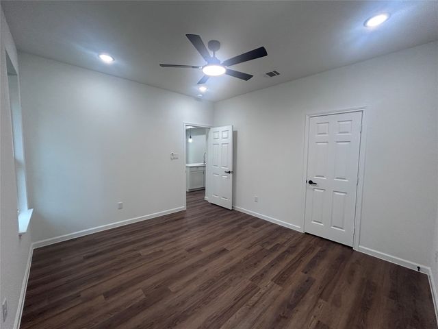 5717 San Jacinto Drive, Granbury, TX 76048