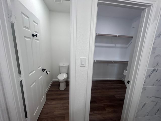 5717 San Jacinto Drive, Granbury, TX 76048