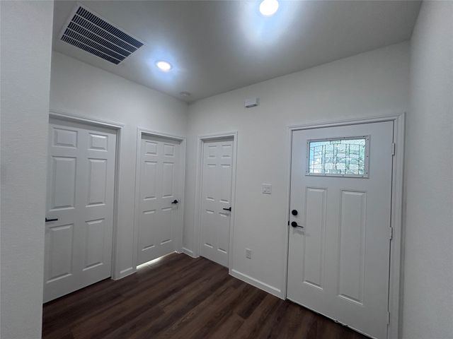 5717 San Jacinto Drive, Granbury, TX 76048