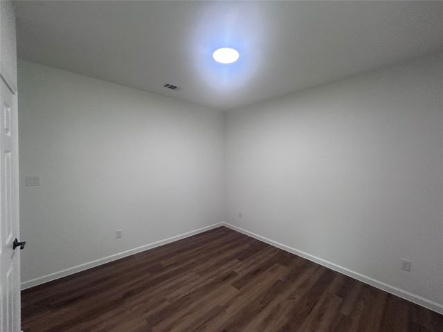 5717 San Jacinto Drive, Granbury, TX 76048