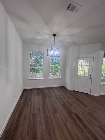 5717 San Jacinto Drive, Granbury, TX 76048