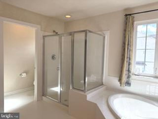 23018 SYCAMORE FARM DR, Clarksburg, MD 20871