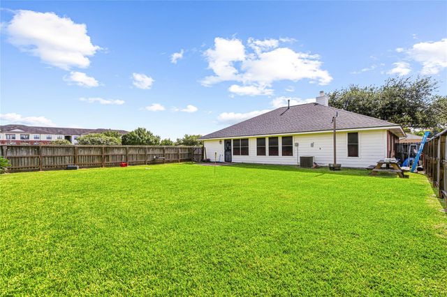 13515 Gospel Way, Houston, TX 77085