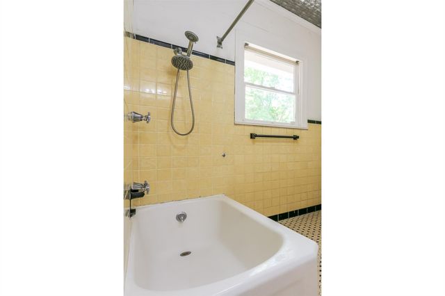 308 E 32nd ST A+B, Austin, TX 78705