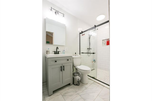 308 E 32nd ST A+B, Austin, TX 78705