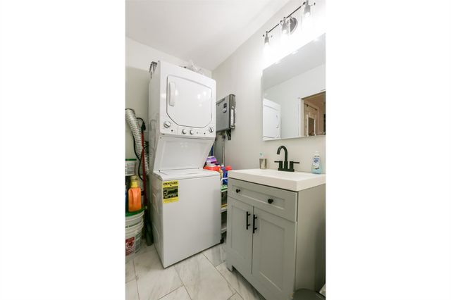 308 E 32nd ST A+B, Austin, TX 78705